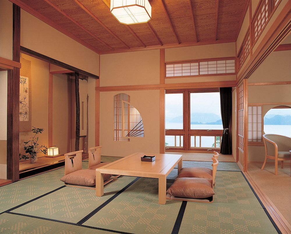 Kosaka Towada Hotel מראה חיצוני תמונה